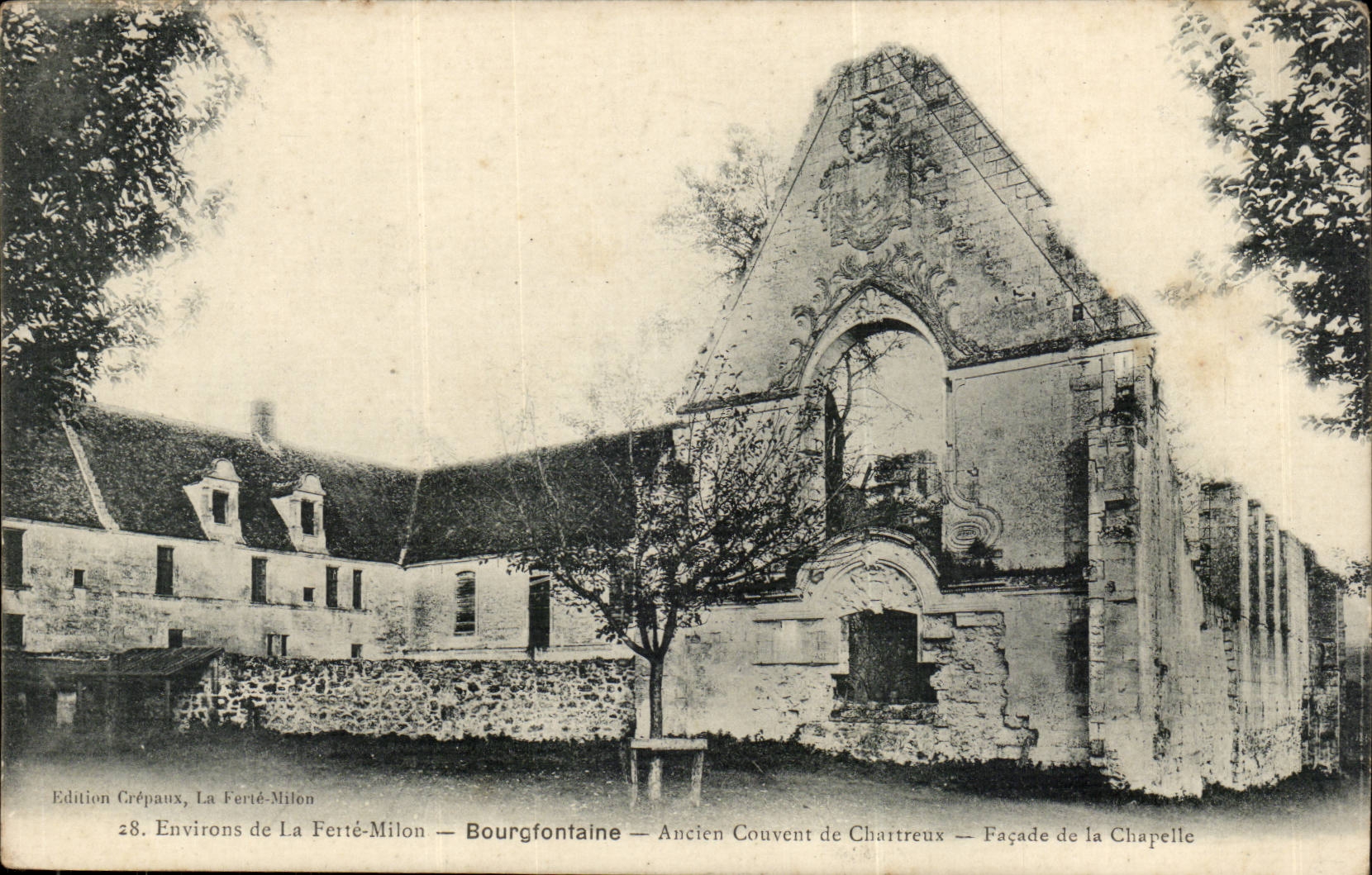 Umlagerungen von Ferte Milon - Bourgfontaine - altes Kloster - Front der Wolbung CPA