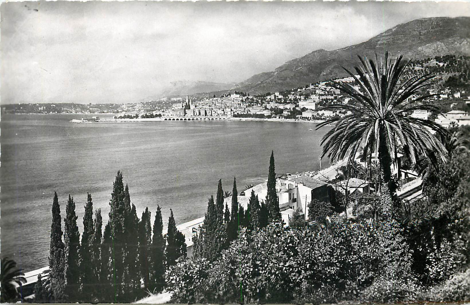 CPM Menton Vue generale
