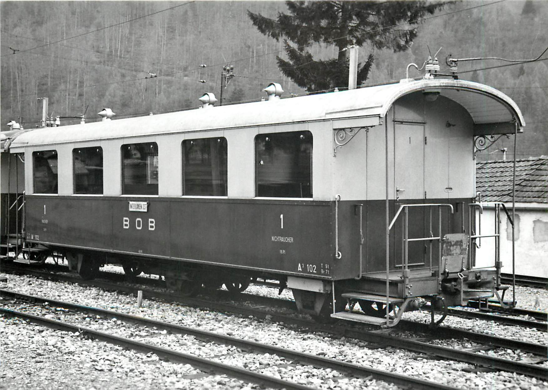 CPM Voiture A3 102 a Interlaken-Ost 28.3.1964