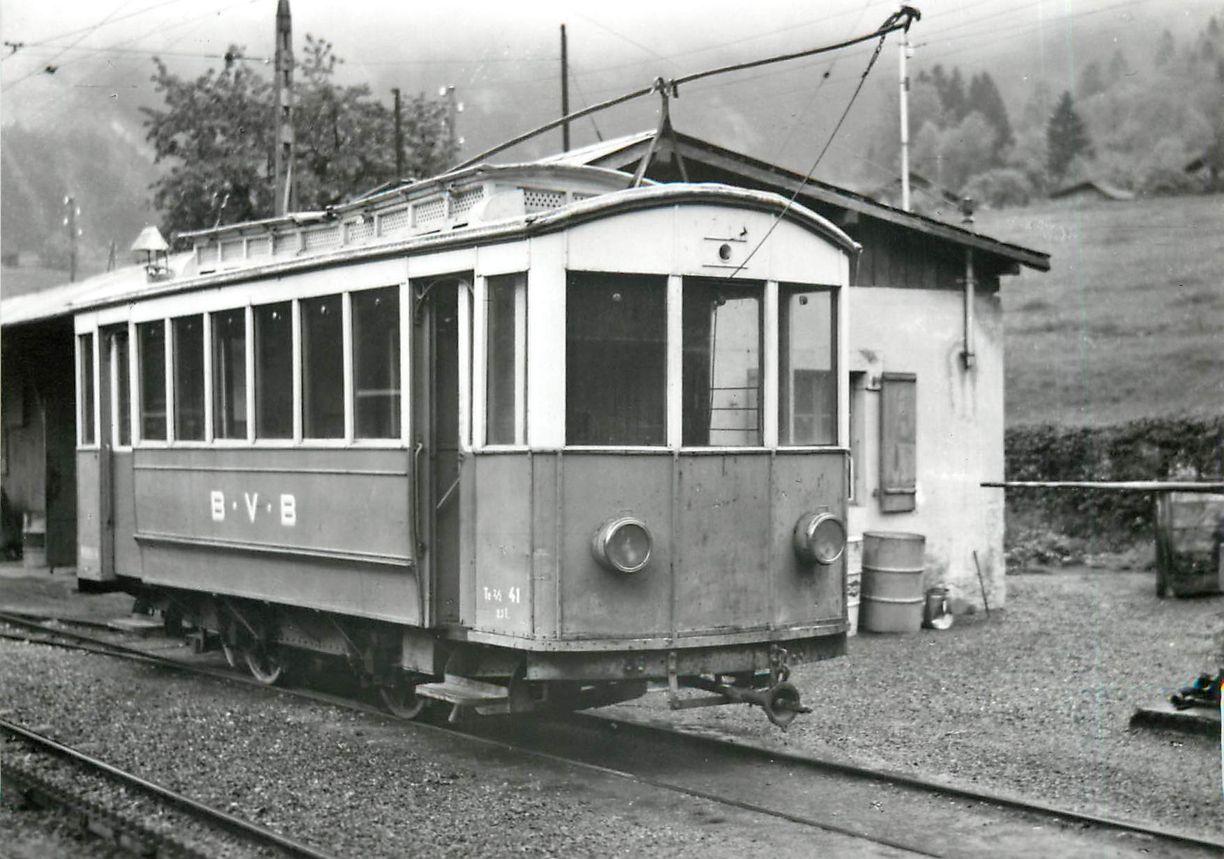 CPM Ce 2/2 1 devenue Te 2/2 41 Depot de Bevieux 1960