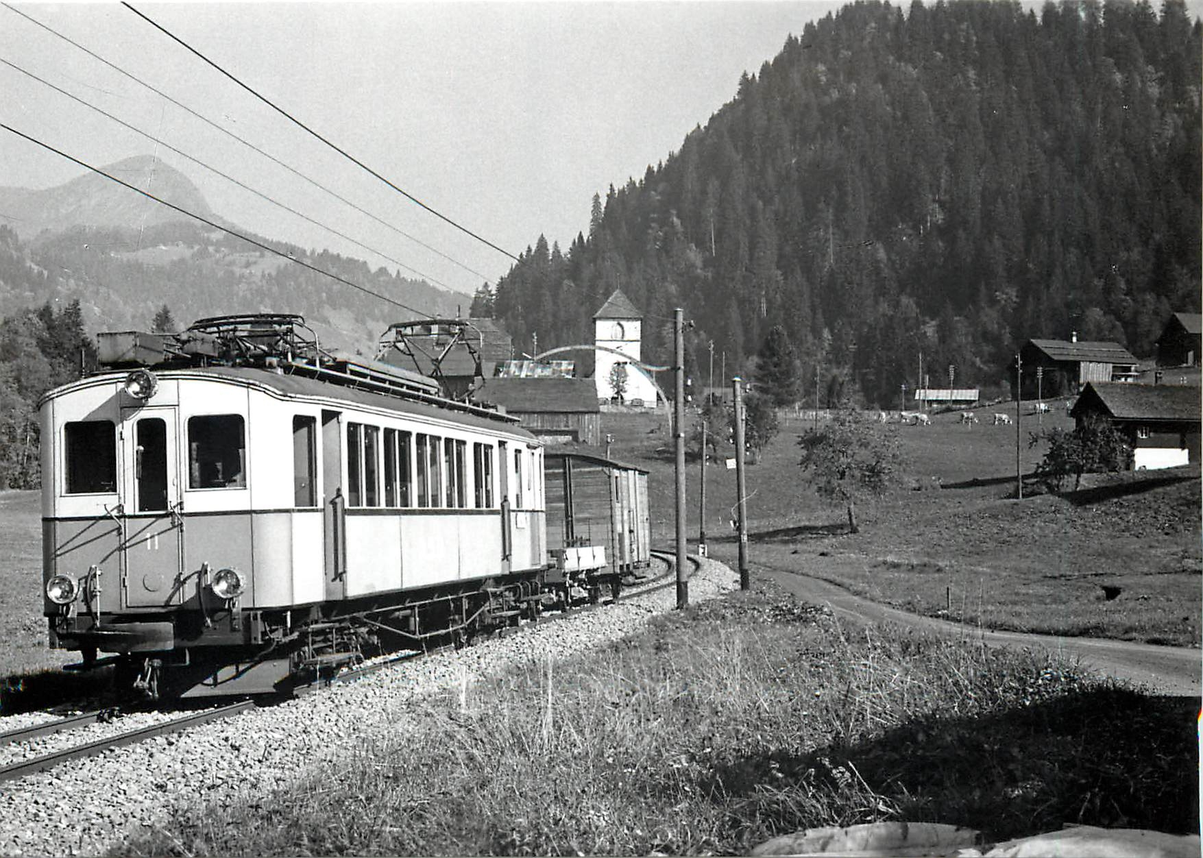 CPM Train pour Aigle a Vers-l'Eglise 7.10.1972