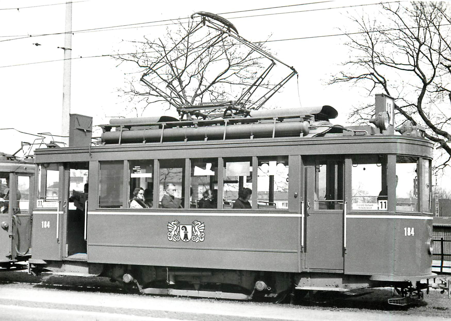 CPM Be 2/2 184 avec cabines modernisees et suppression des portes. Muenchensteinerstrasse 19.2.1968