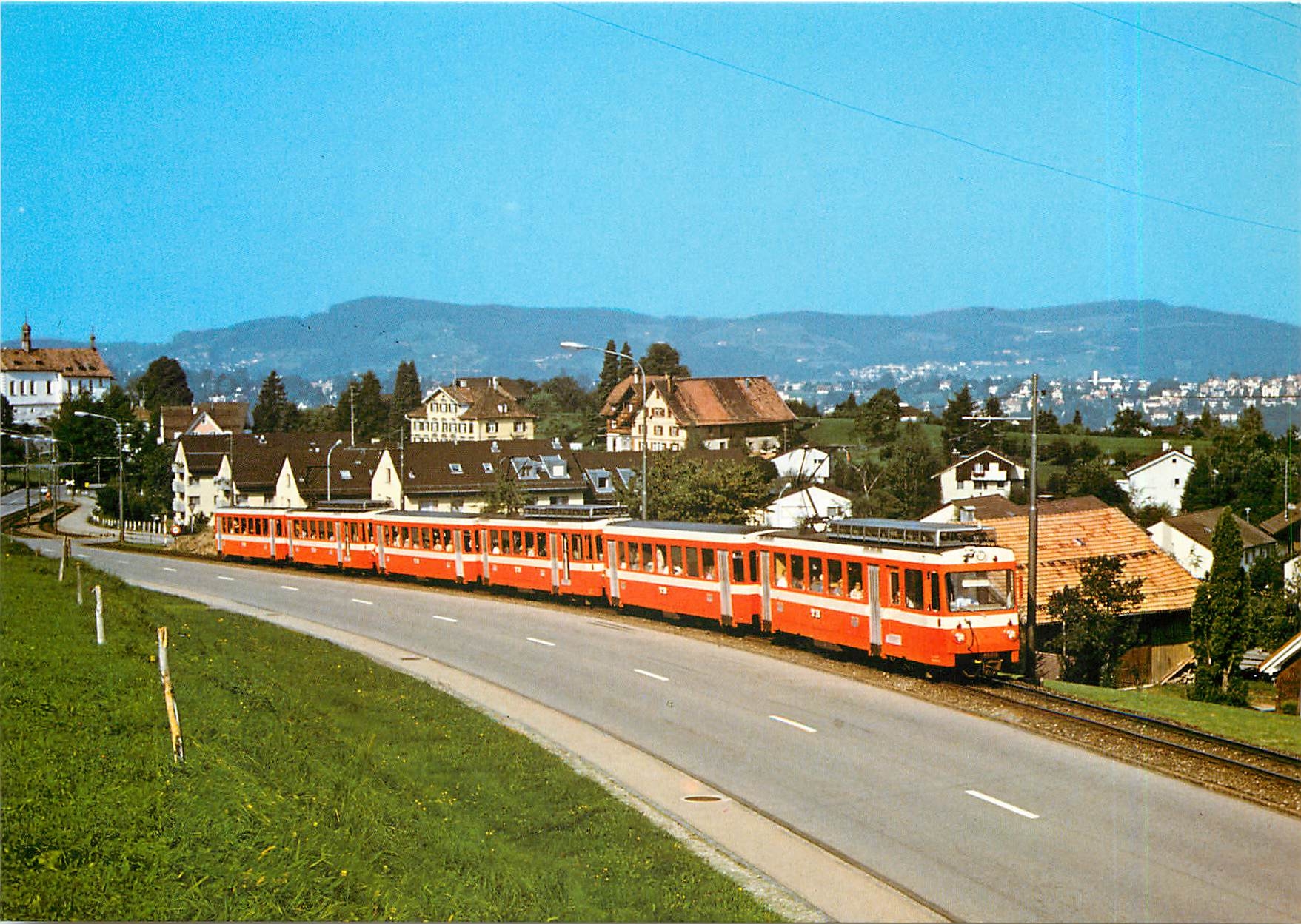 CPM Grossverkehrstag bei der TB: Dreifachtraktion mit den neuen BDe 4/8 oberhalb der Notkersegg am 8