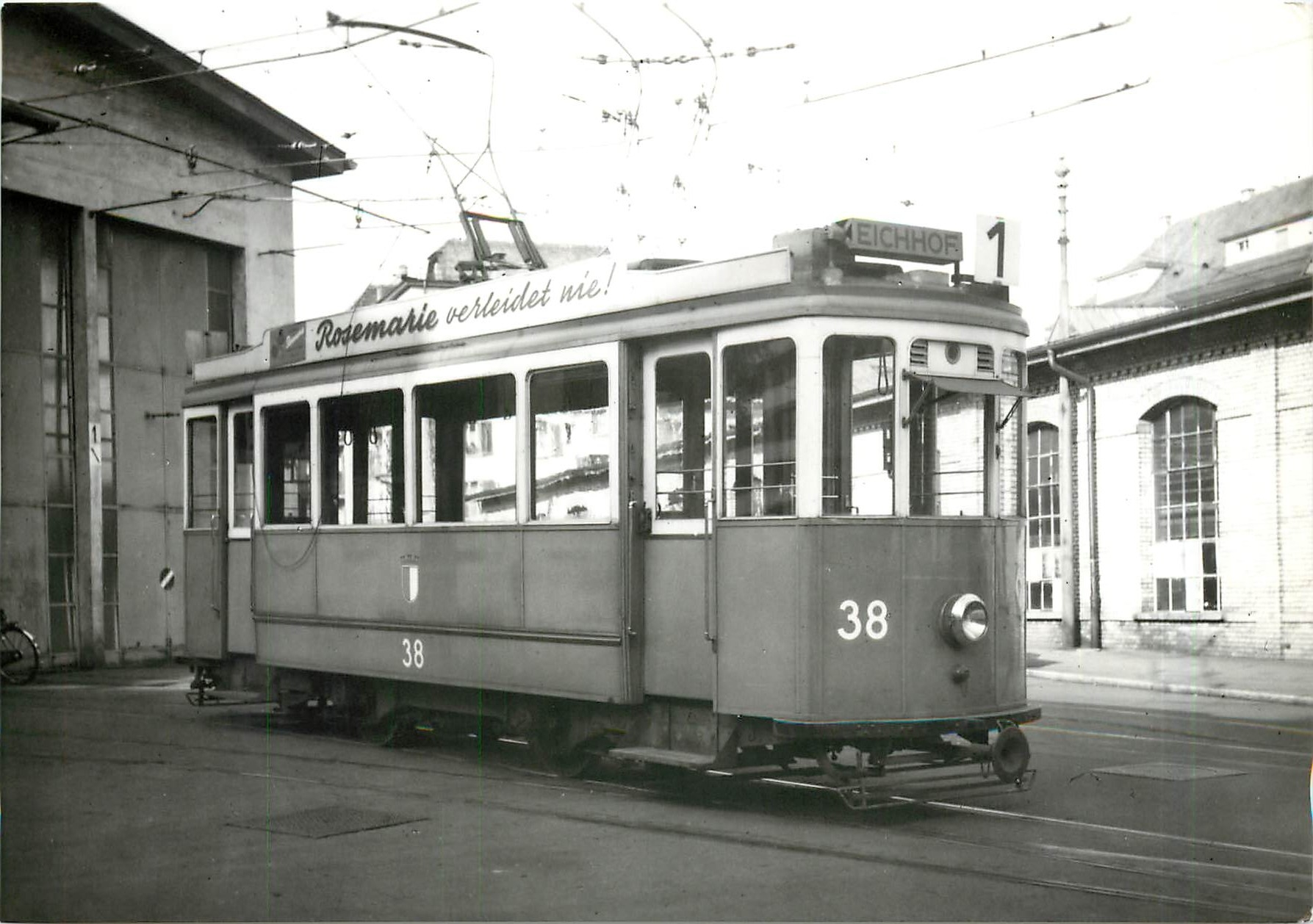CPM VBL Ce 2/2 38 1961 an CEV fuer Te 2/2 13.11.1961 im Depothof