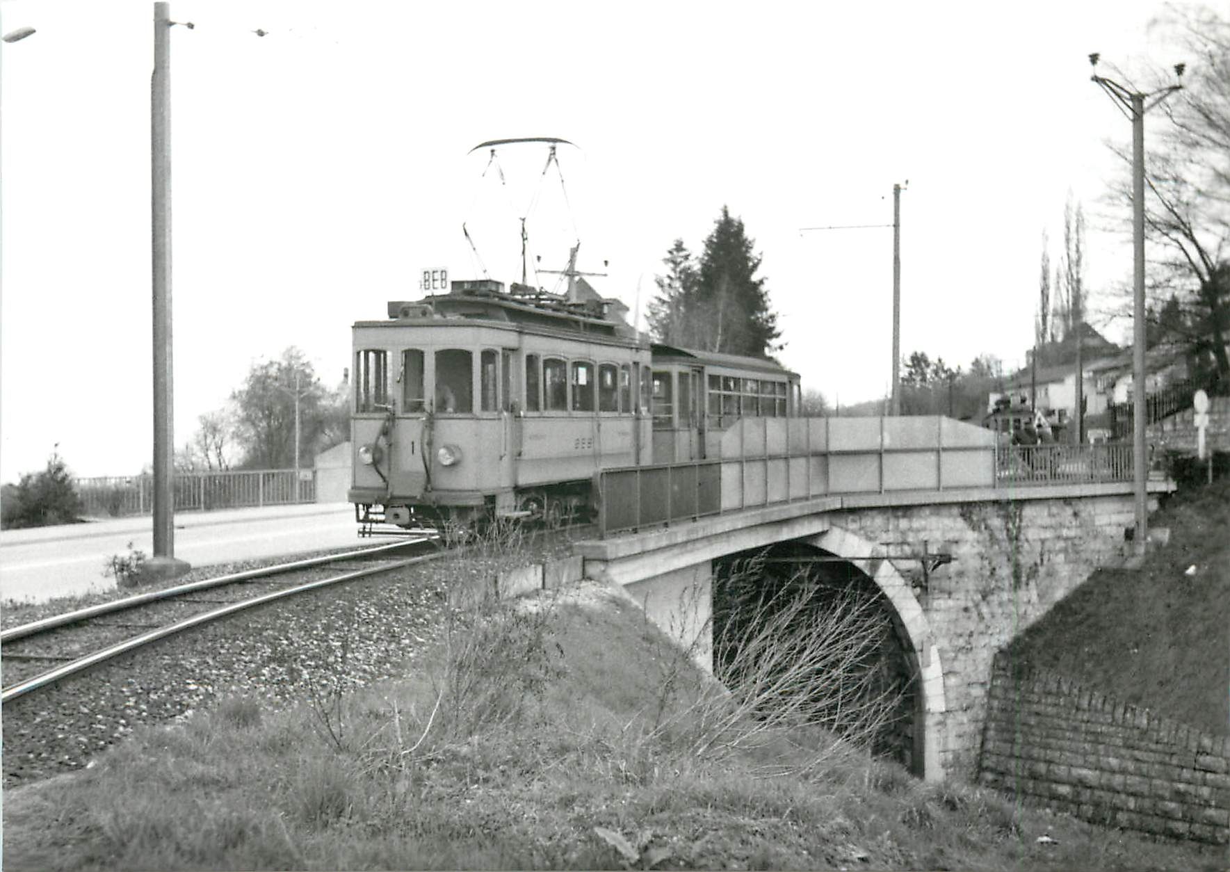 CPM Be 2/3 1 franchissant les CFF pres de Dornach Avril 1964