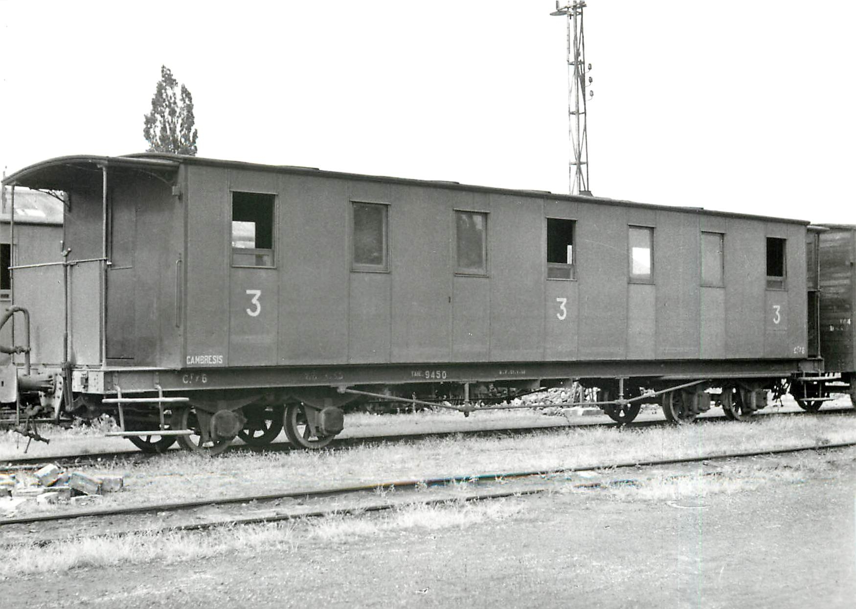 CPM Voiture a plates-formes ouvertes Cfy 6 Caudry 1955