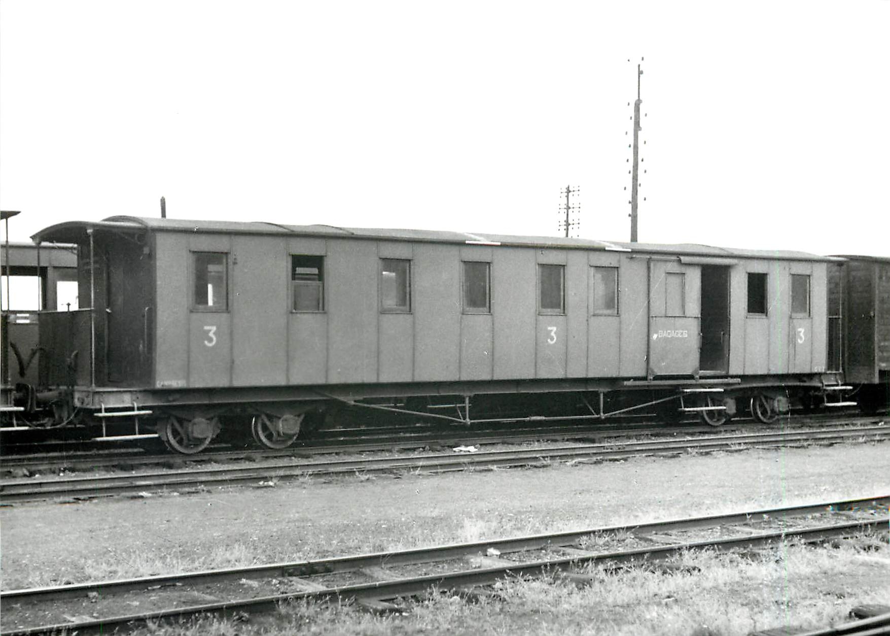 CPM Voiture mixte a plates-formes ouvertes Cd 2 a Caudry 1955