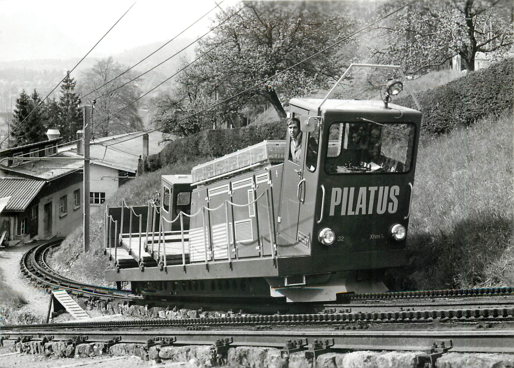 CPM Neuer Fahrdrahtunabhaengiger Diensttriebwagen PB Xhm 1/2 32