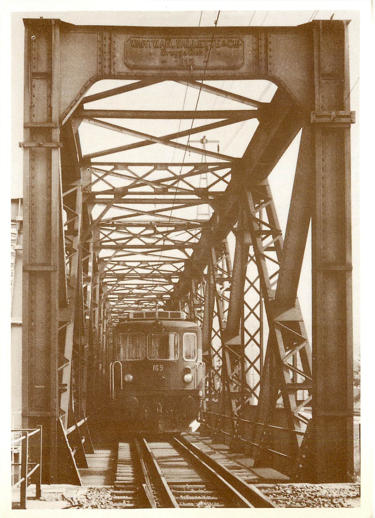 CPM BLS Re 4/4 169 auf der Rhone-Bruecke von 1911/12 in  Brig