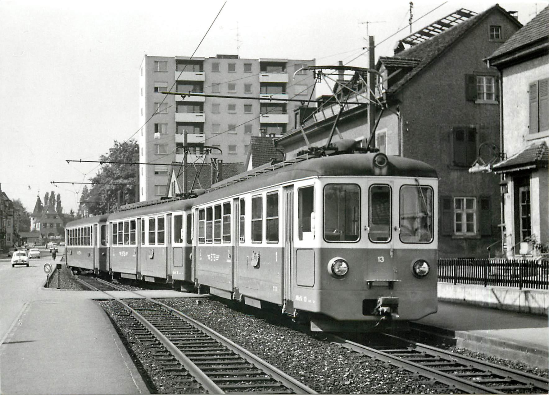 CPM BTB Doppeltraktions-Pendelzug der Generation 1995 von SWS/BBC bei Binningen Oberdorf am 26.5.195