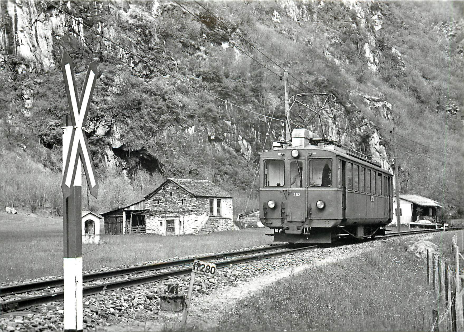 CPM automotrice entre Sorte et Cama