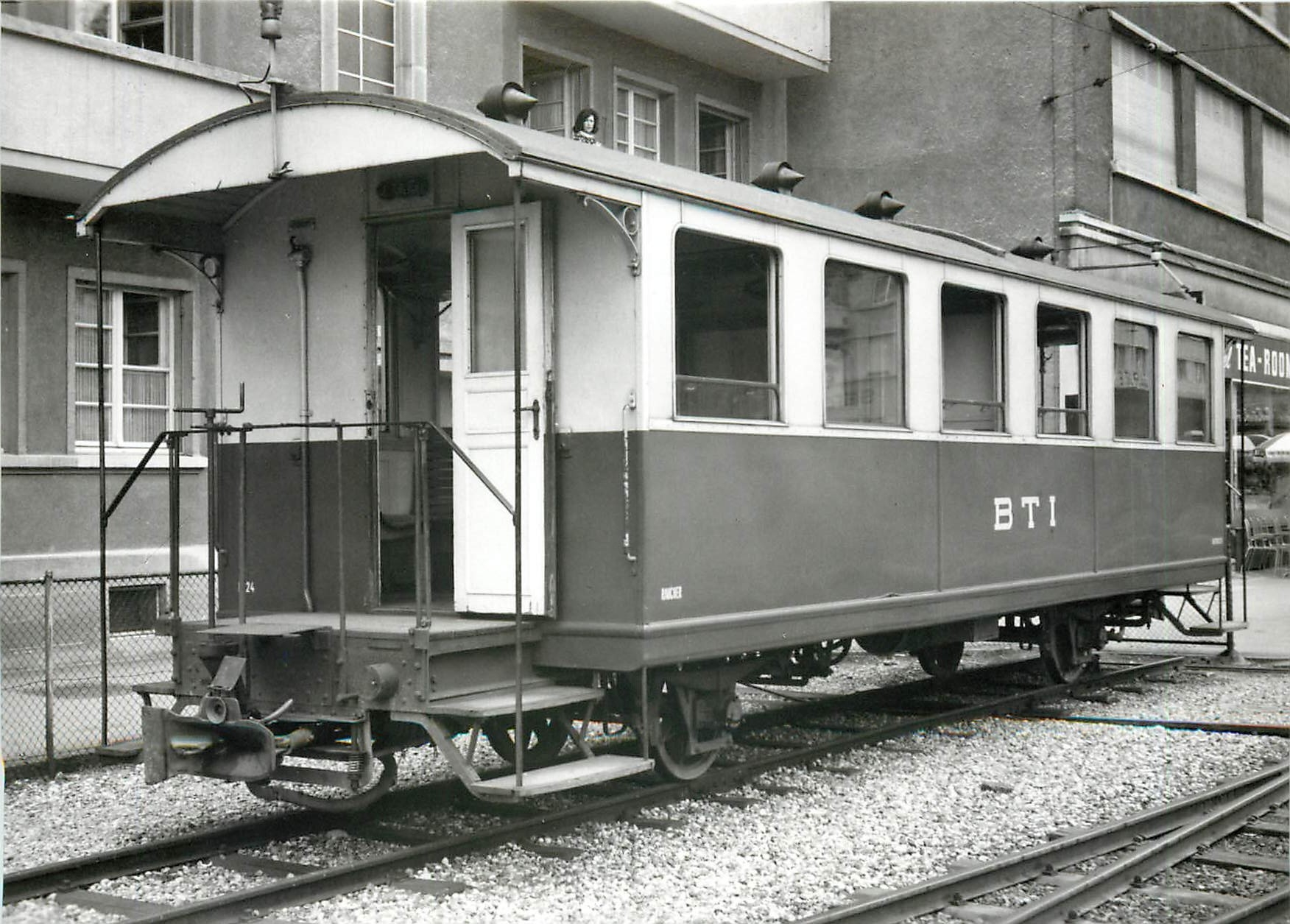 CPM Die nachtraglich zu Cfe 4/4 umgebauten wagen 3 und 4 waren eher selten im Guterzugsdienst tatig