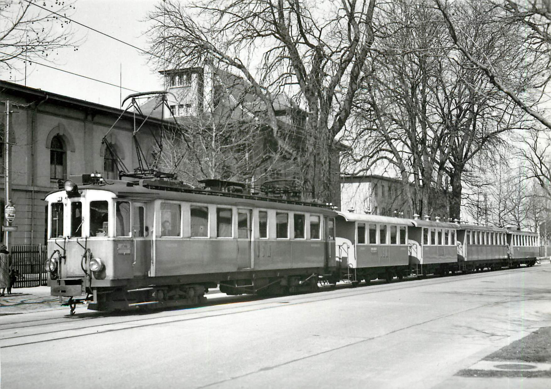 CPM Bern Militarplatz be 4/4 35 B2 51 B2 50 B10photo J-J Meltzer