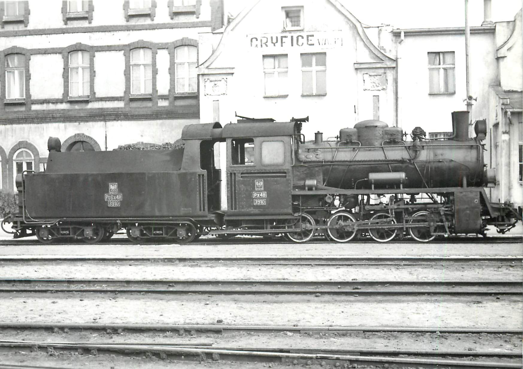 CPM 040 unifiée Px48 N° 3910 à Gryfice