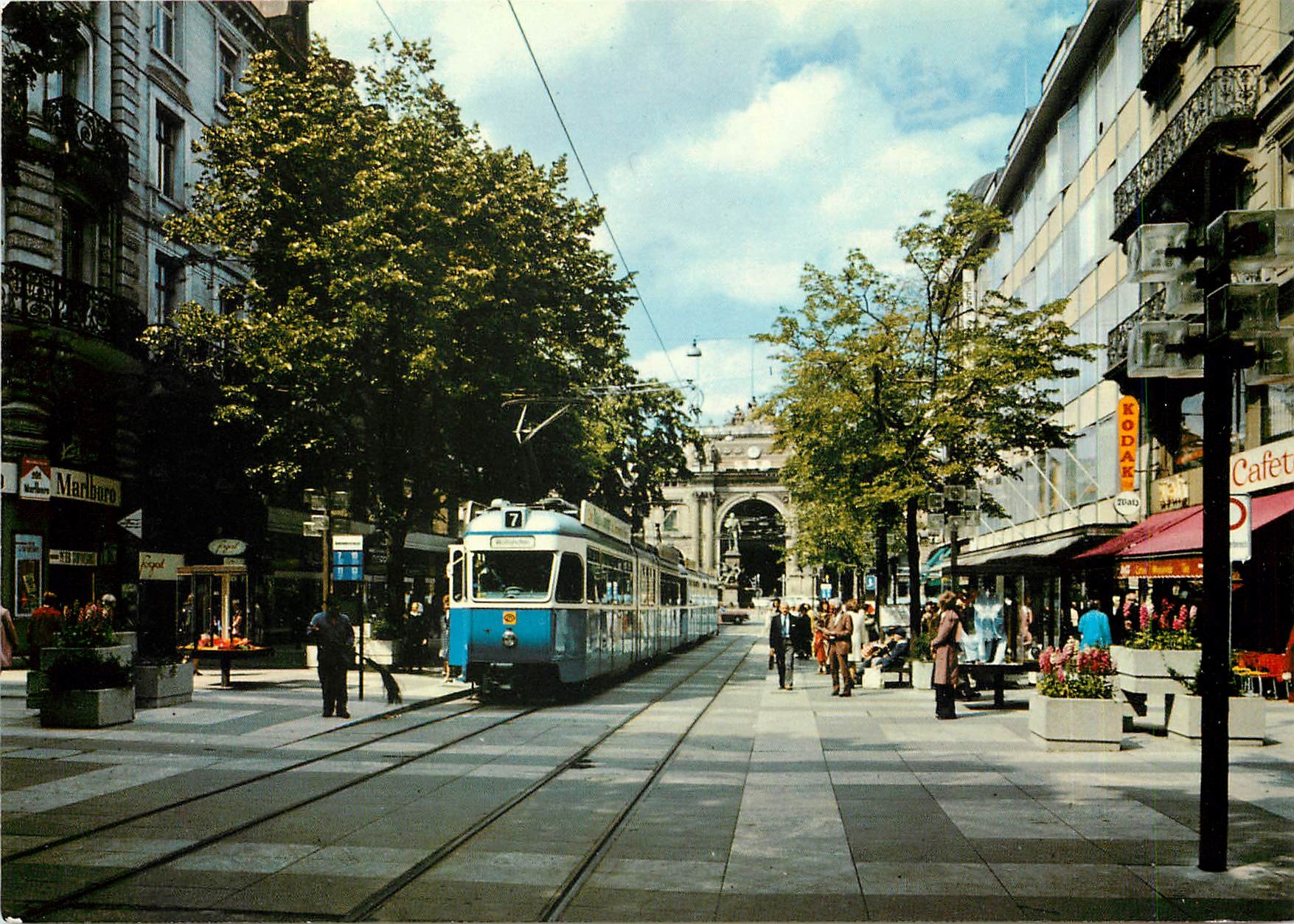 CPM Zurich  Bahnhofstrasse  Hauptbahnhof