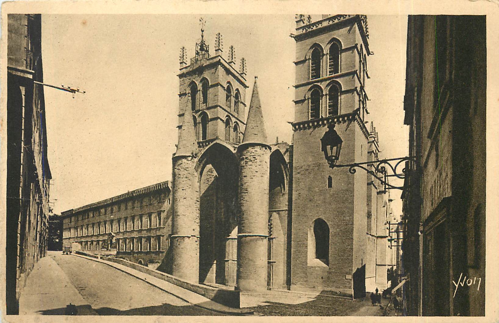 CPA MONTPELLIER.La cathédrale Saint Pierre et la faculté de medeine