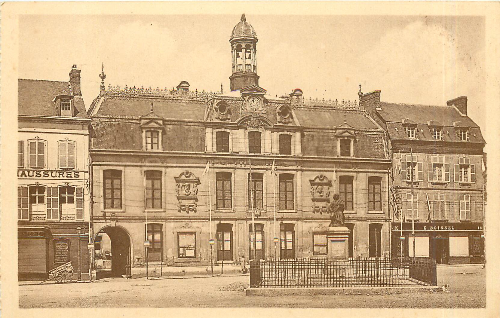 CPA LE GRAND ANDELYS-HOTEL DE VILLE