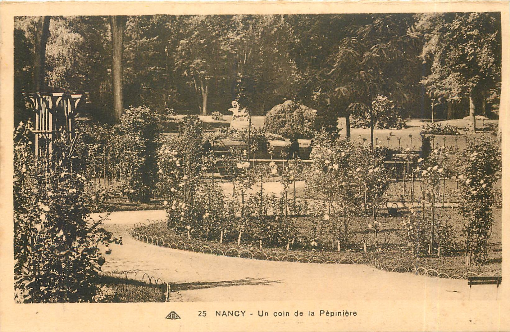 CPA NANCY-Un coin de la Pépinière