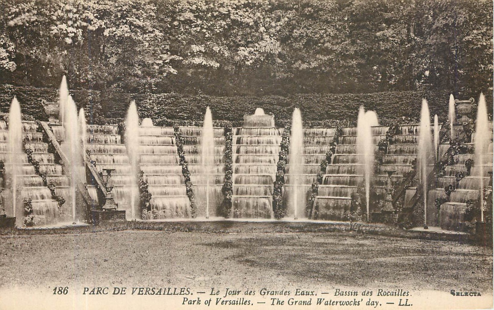 CPA PARC DE VERSAILLES. Le jour des Grandes Eaux-Bassin des Rocailles
