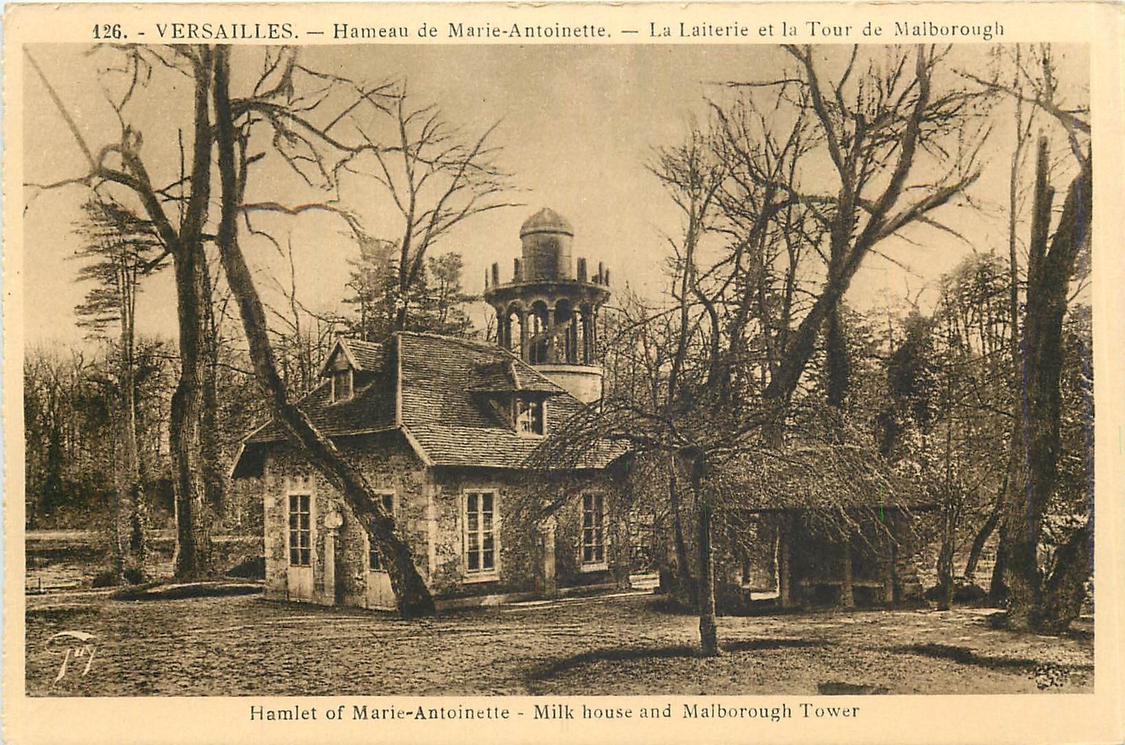 CPA Versailles Hameau de Marie Antoinette La Laiterie et la Tour de Malborough Hamlet of Marie Antoi
