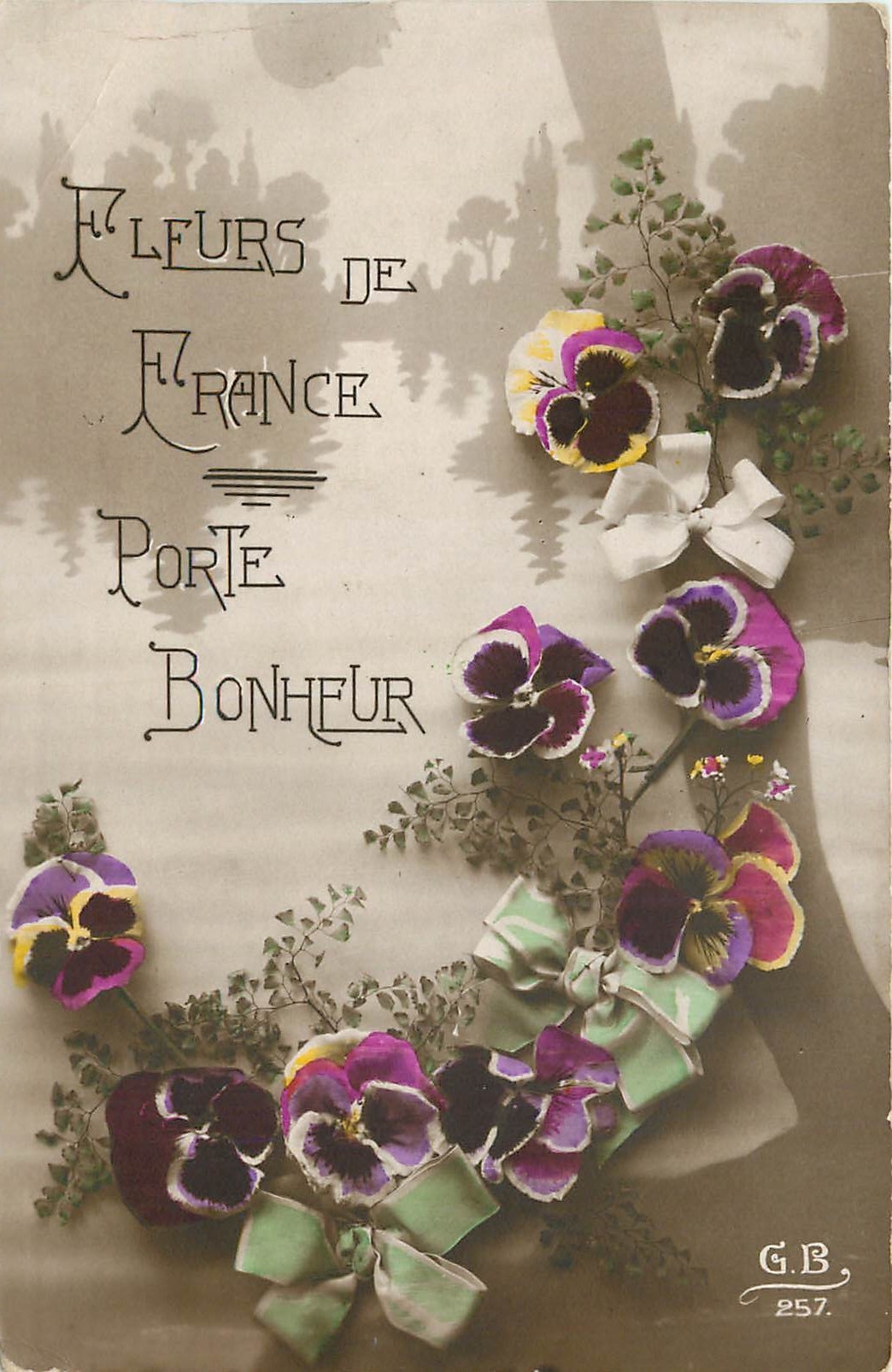CPA Fleurs de France Porte Bonheur 