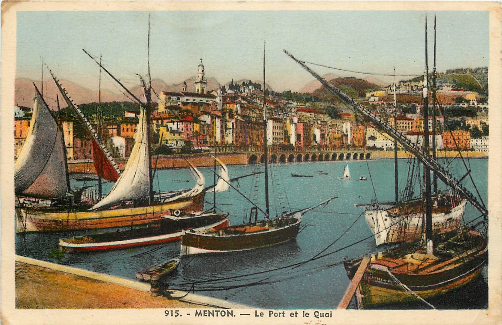 CPA Menton Le Port et le Quai Bateaux