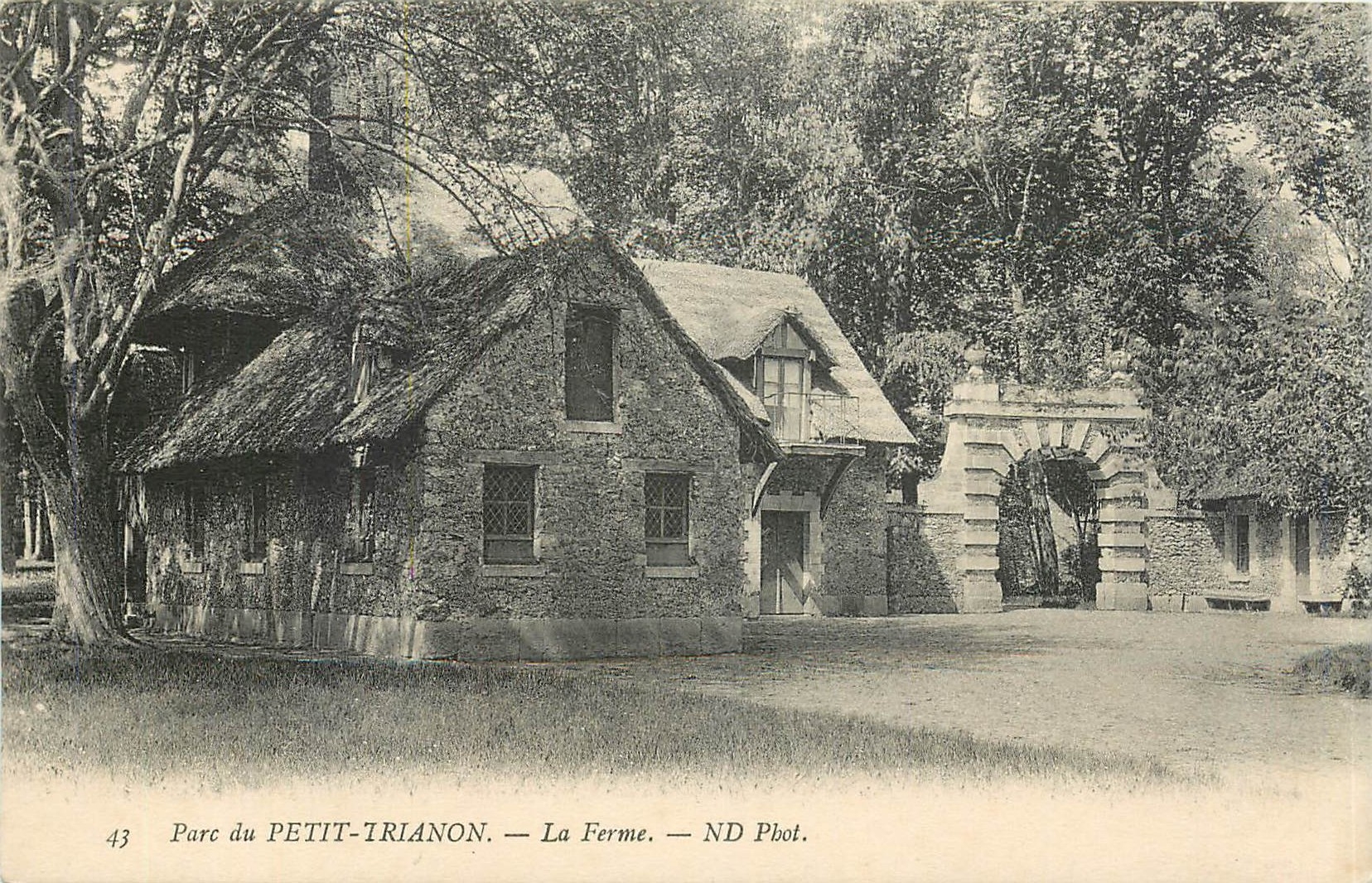 CPA Parc du Petit Trianon La Ferme 