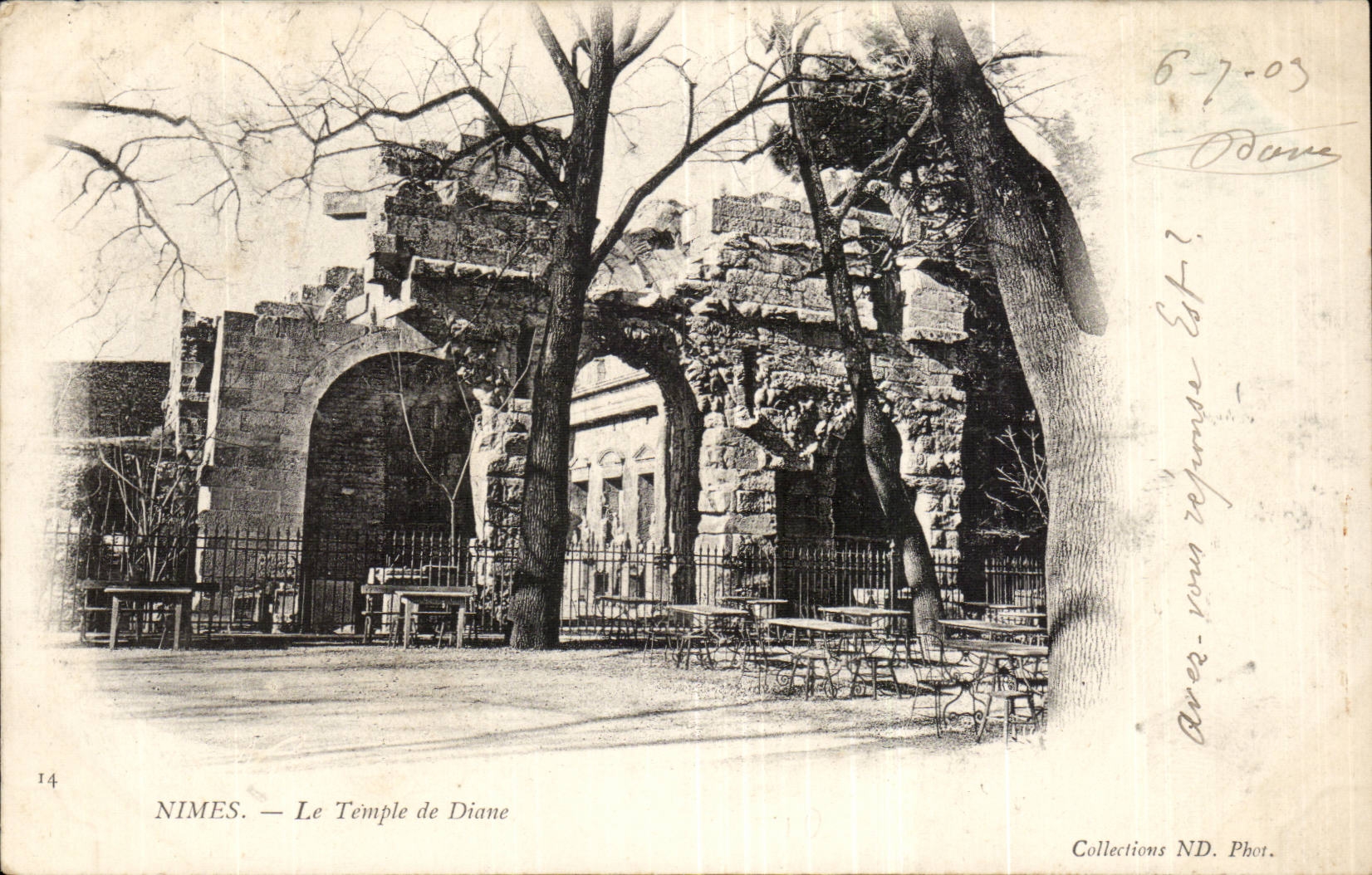 Nimes - der Tempel von Diane - CPA