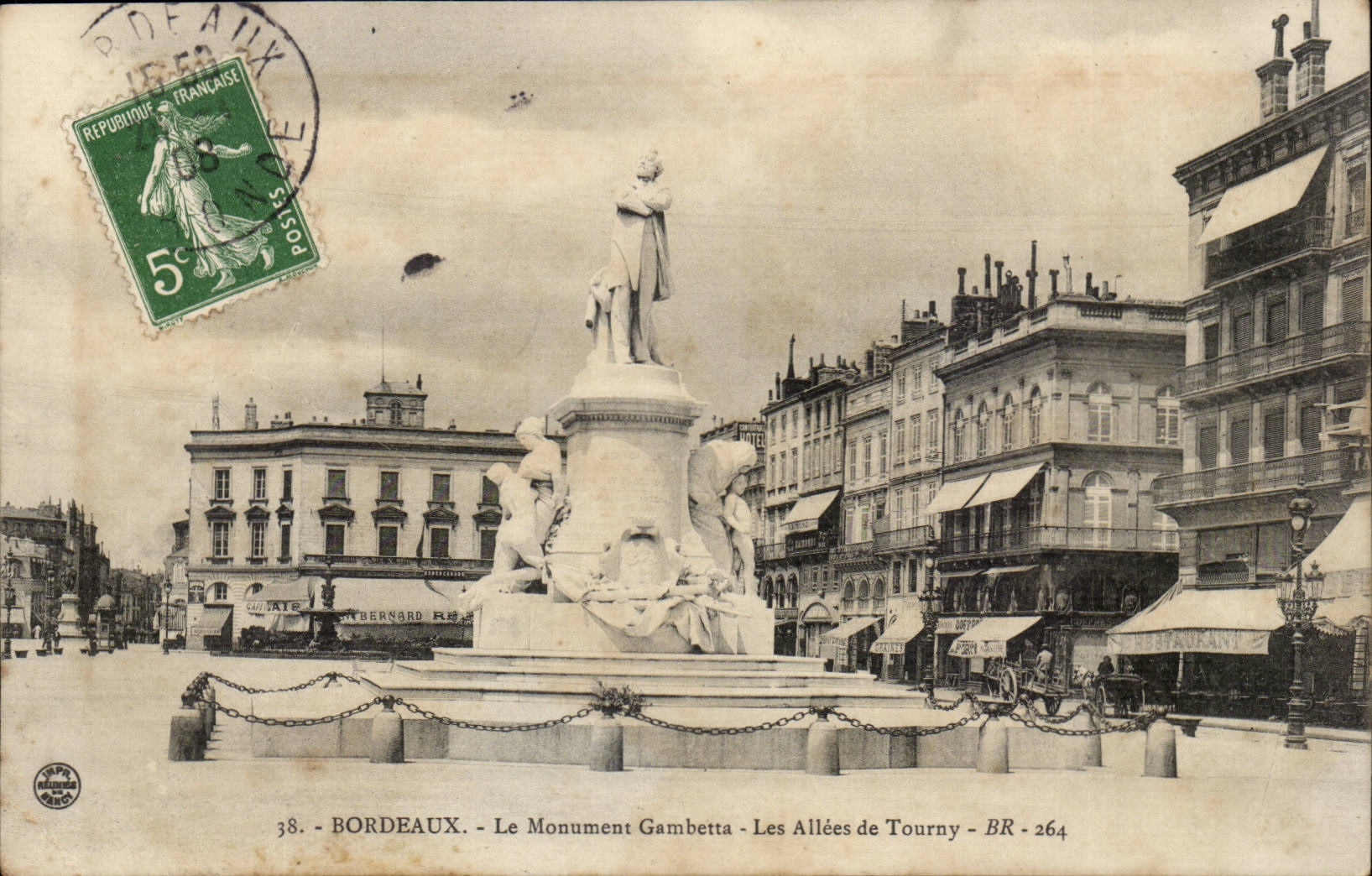 Bordeaux CPA the Gambetta monument alleys of Tourny