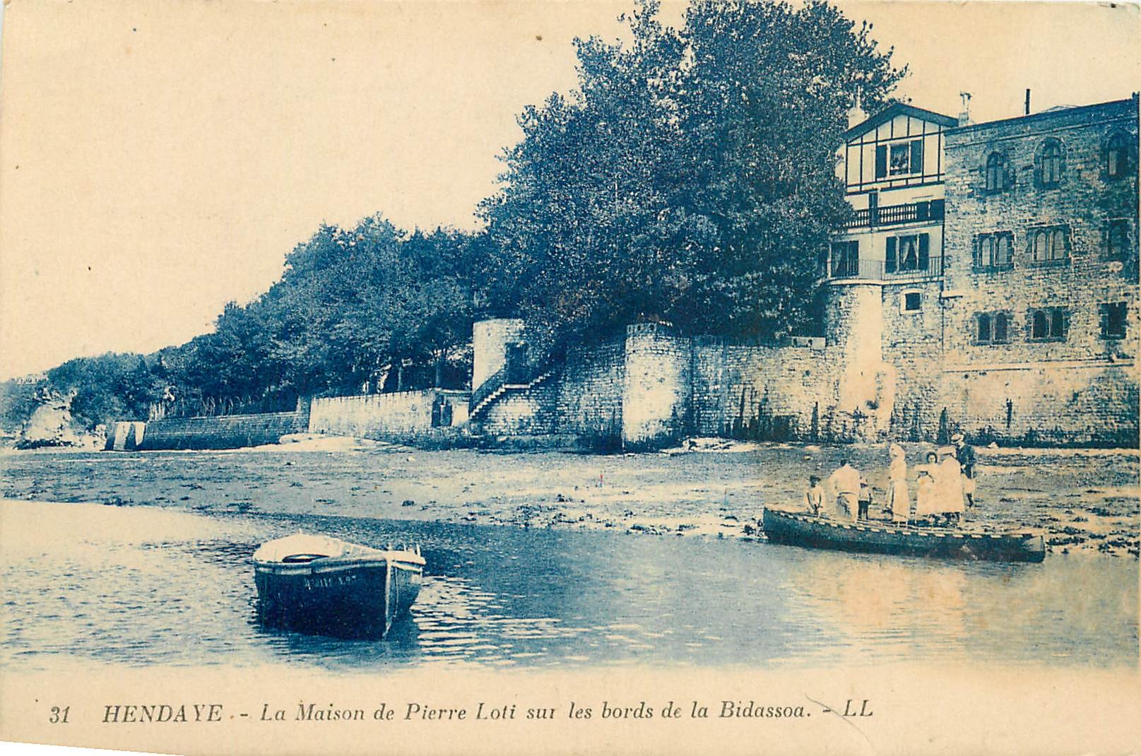 CPA Hendaye La Maison de Pierre Loti sur les bords de la Bidasson 