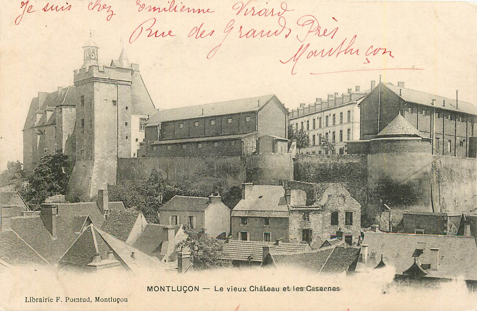 CPA Montlucon Le Vieux Chateau et les Casernes