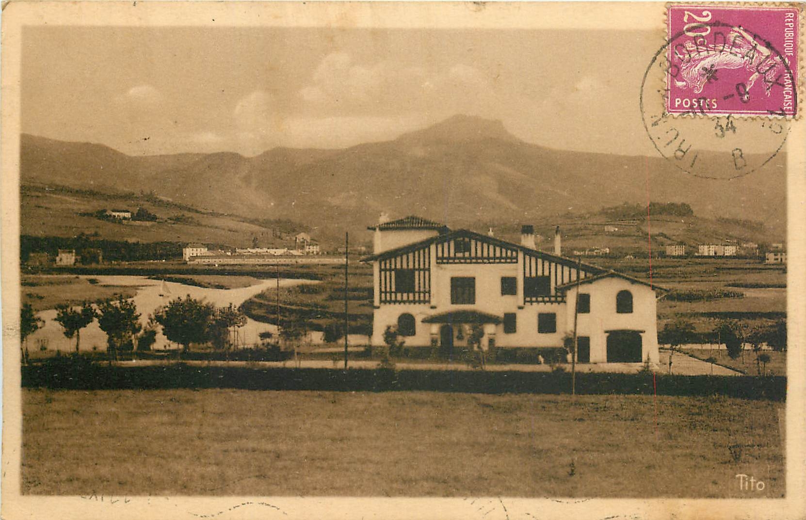CPA La Cote Basque Hendaye Le Pic des Trois Couronnes Espagne La Bidassoa