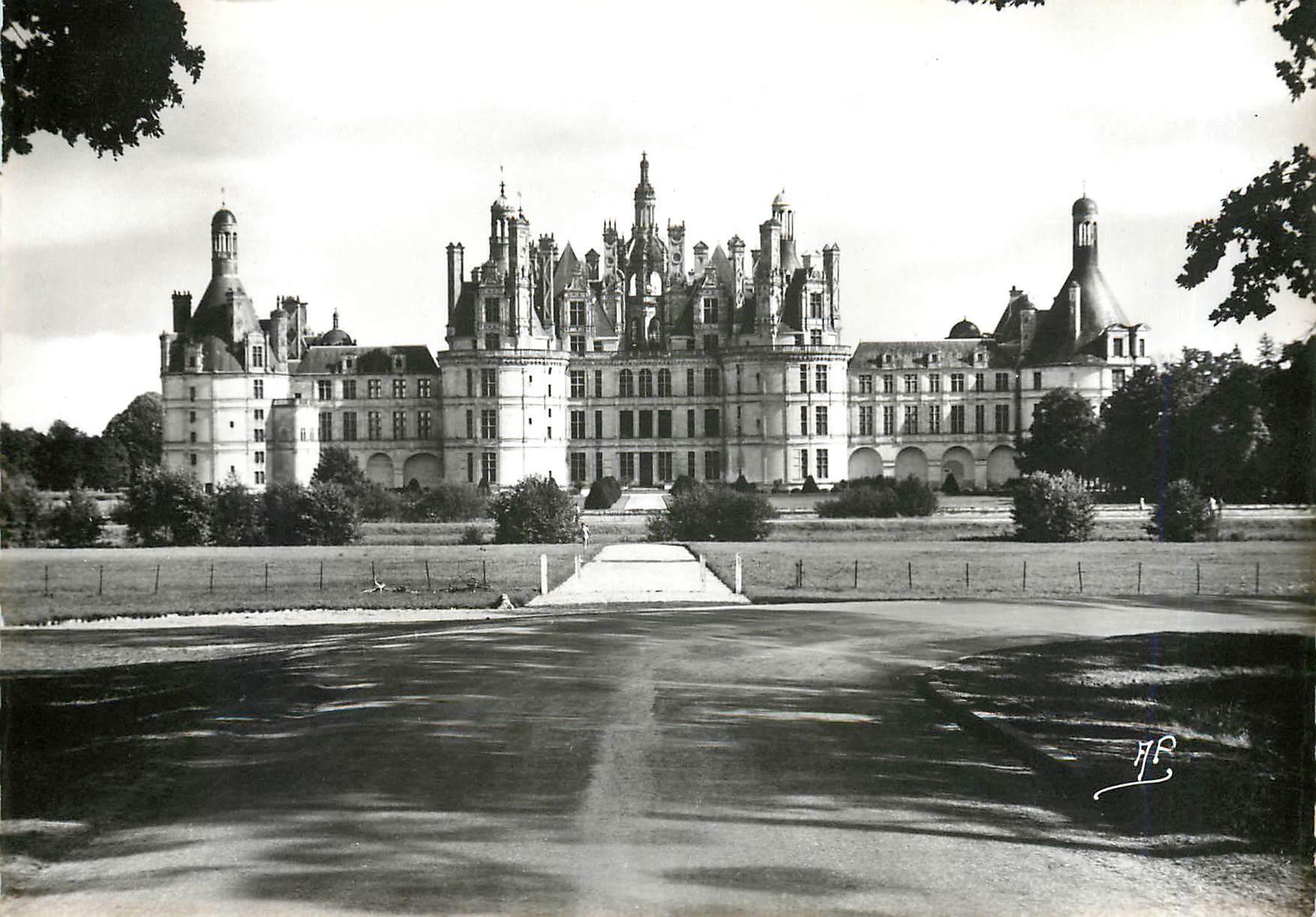 CPM Chambord Loir et Cher Le Chateau Facade Nord