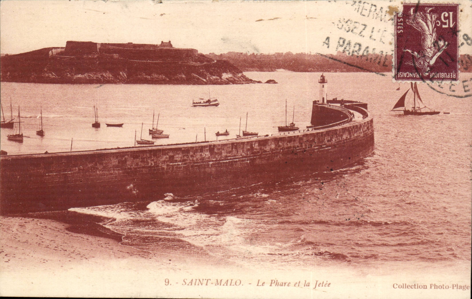 Saint Malo CPA the headlight and the pier (lighthouse)