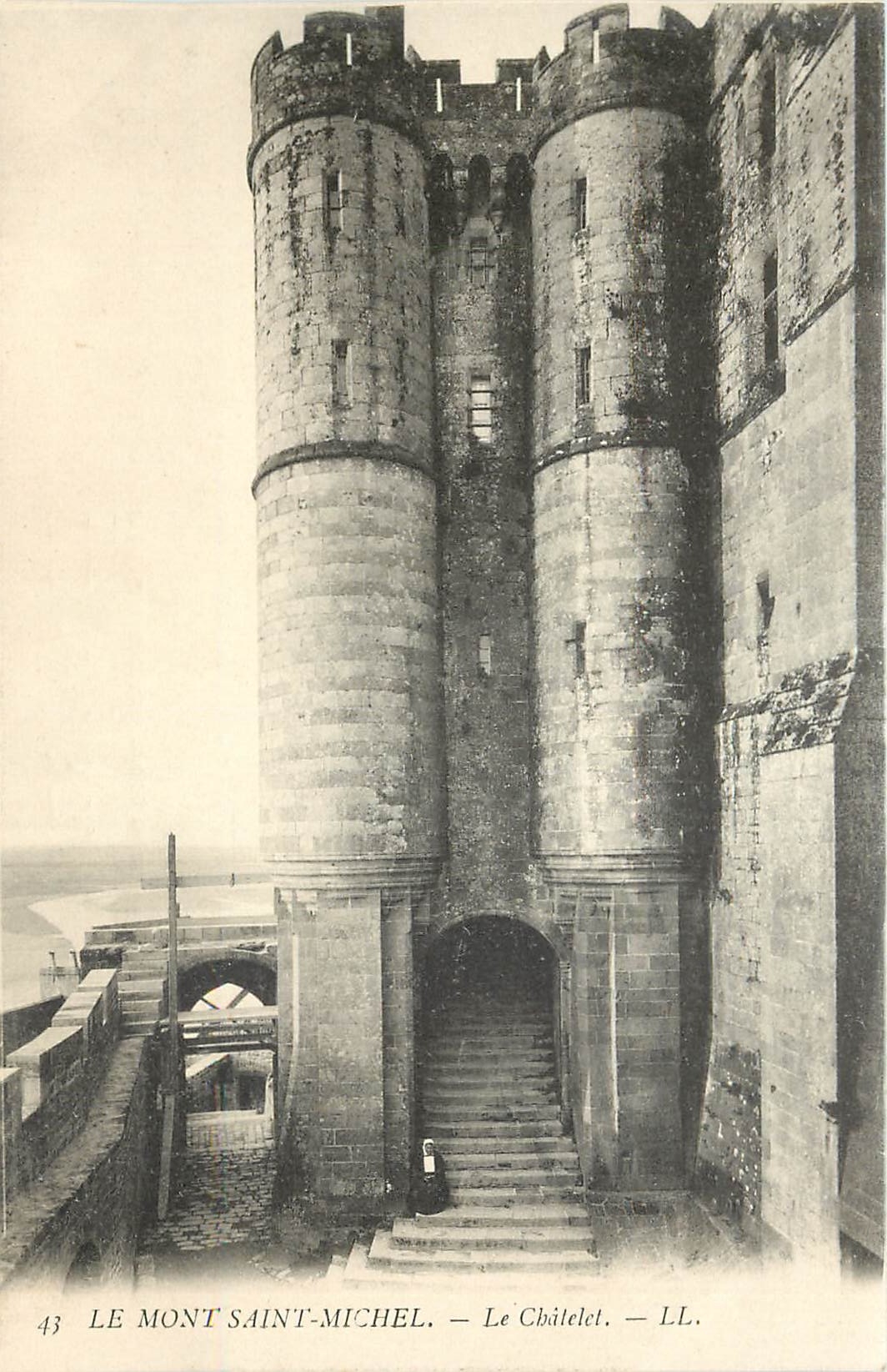 CPA Le Mont Saint Michel Le Chatelet 