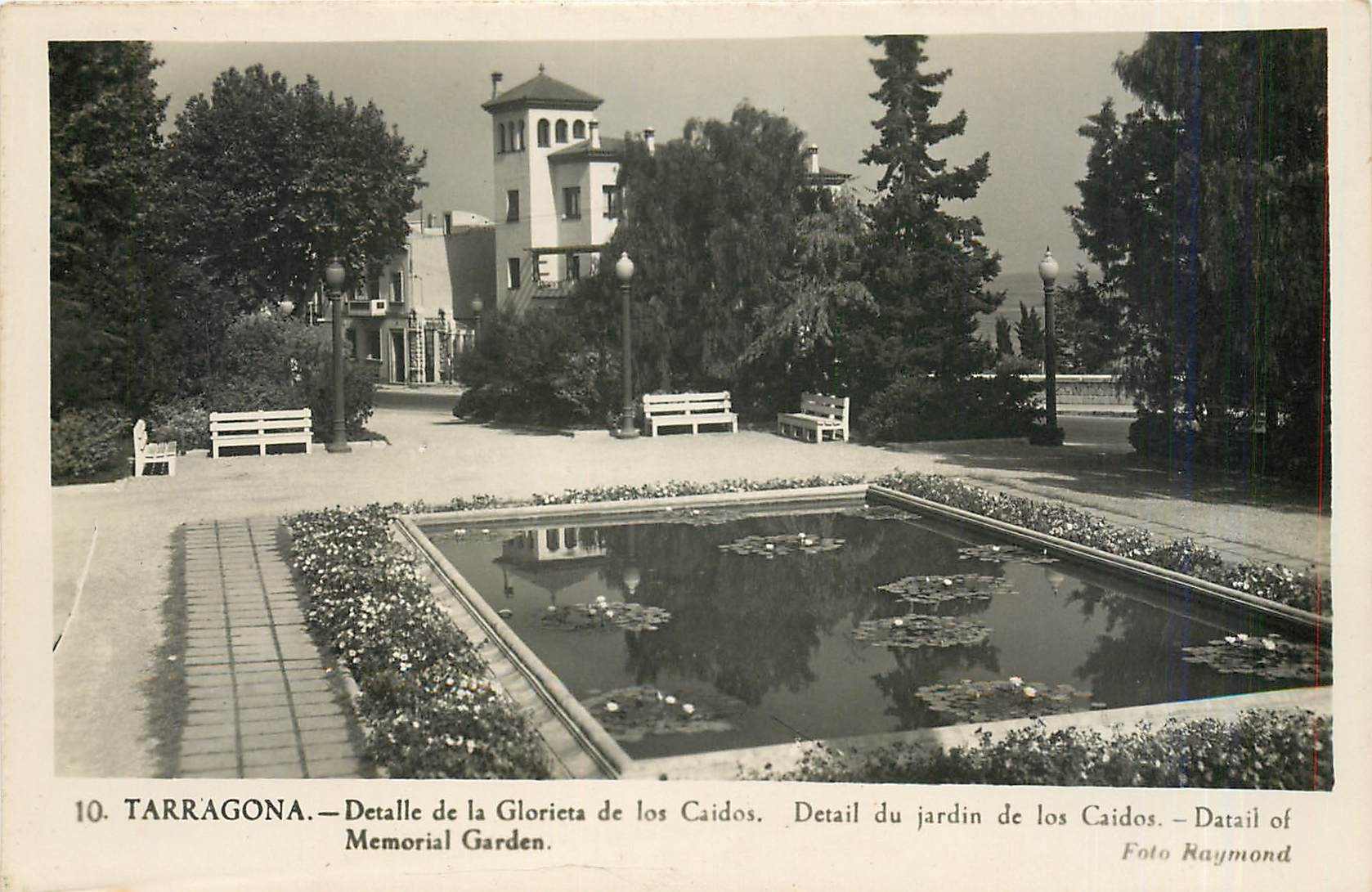 CPA Tarragona Detalle de la Glorieta de los Caidos Detail du jardin de los Caidos