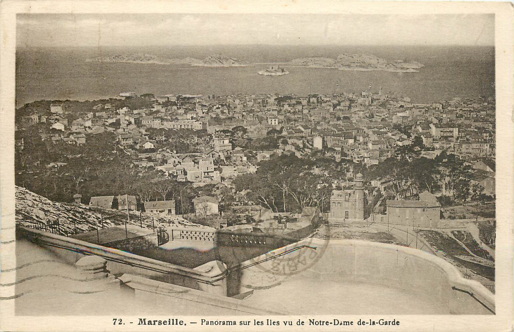 CPA Marseille Panorama sur les iles vu de Notre Dame de la Garde