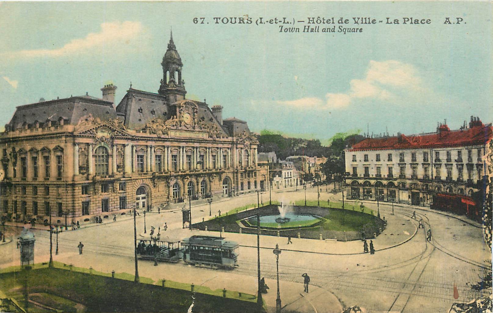 CPA Tours - Hotel de Ville - La Place Tramway