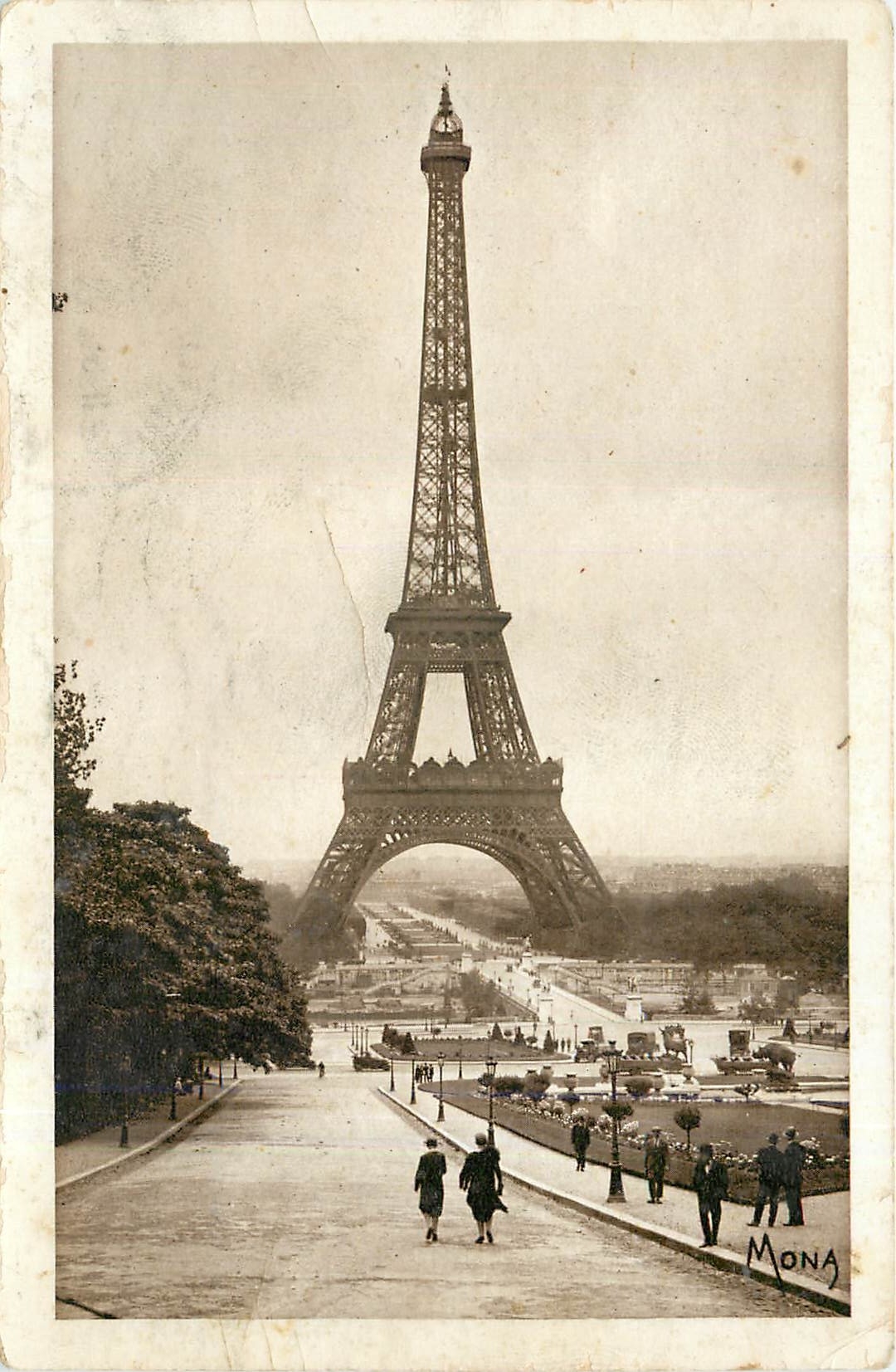 CPA La Tour Eiffel Paris