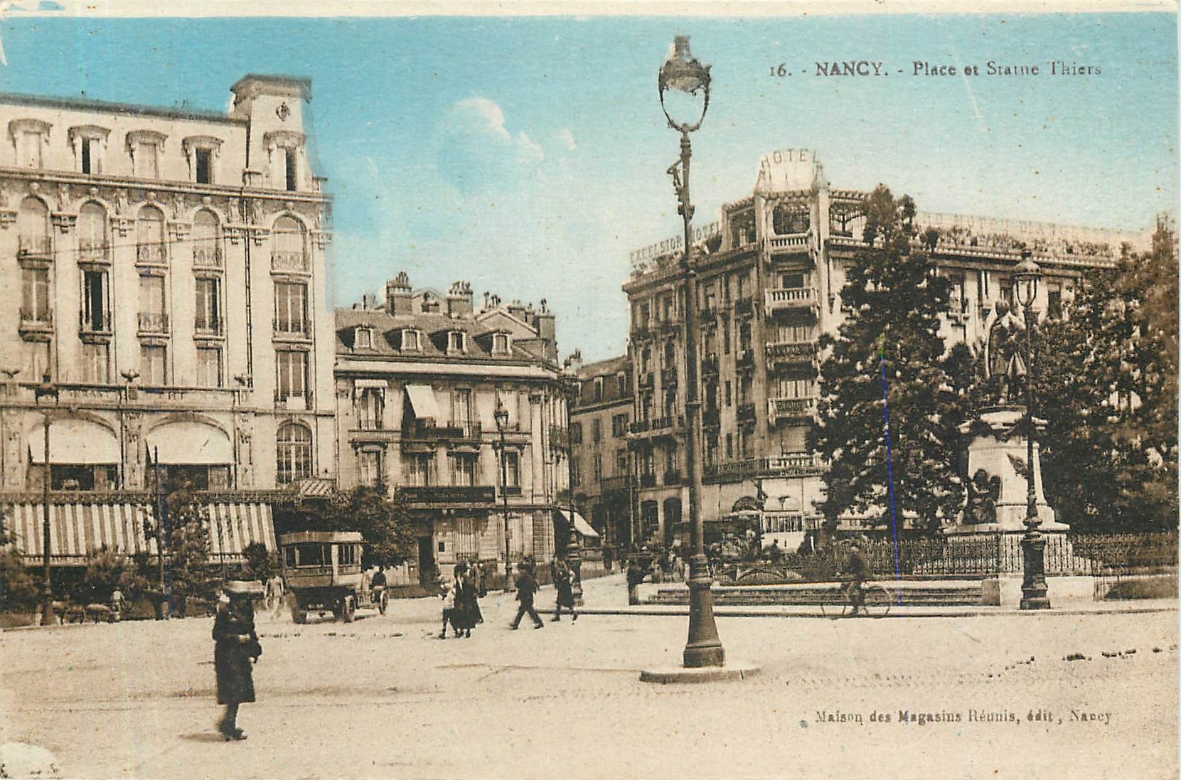 CPA Nancy - Place et Statue Thiers