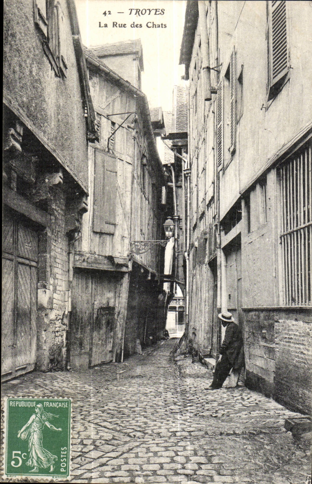 Troyes - the Street of the cats - CPA