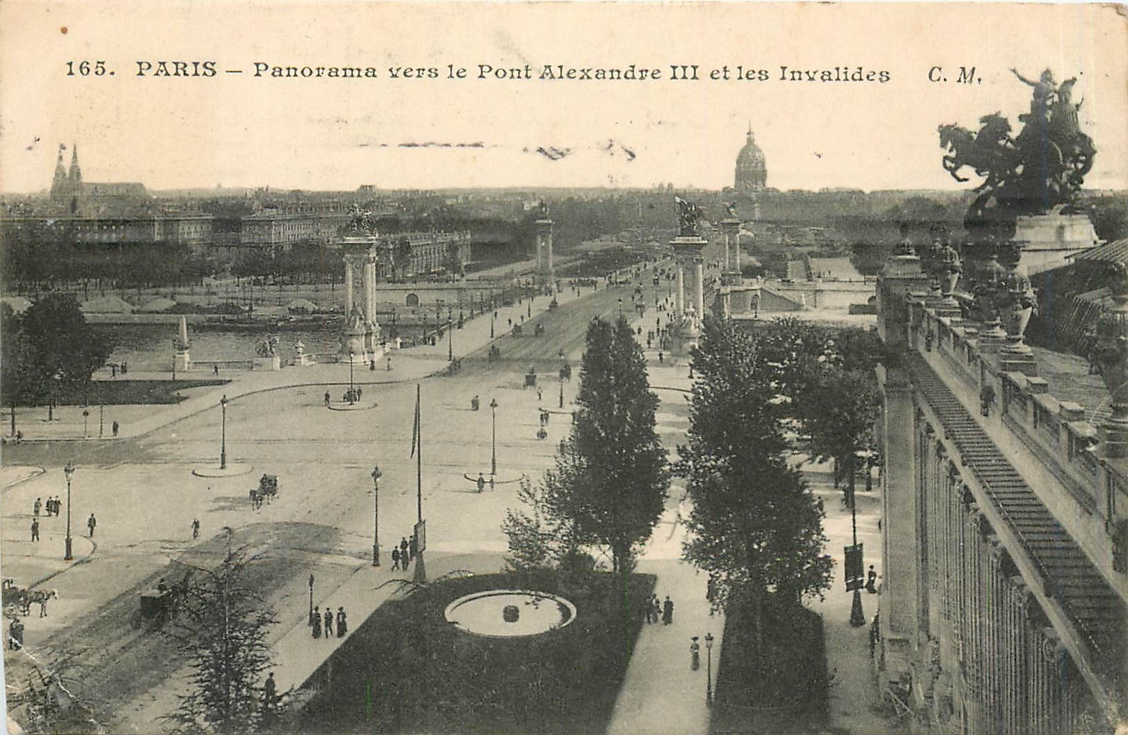 CPA Paris Panorama vers le Pont Alexandre III et les Invalides