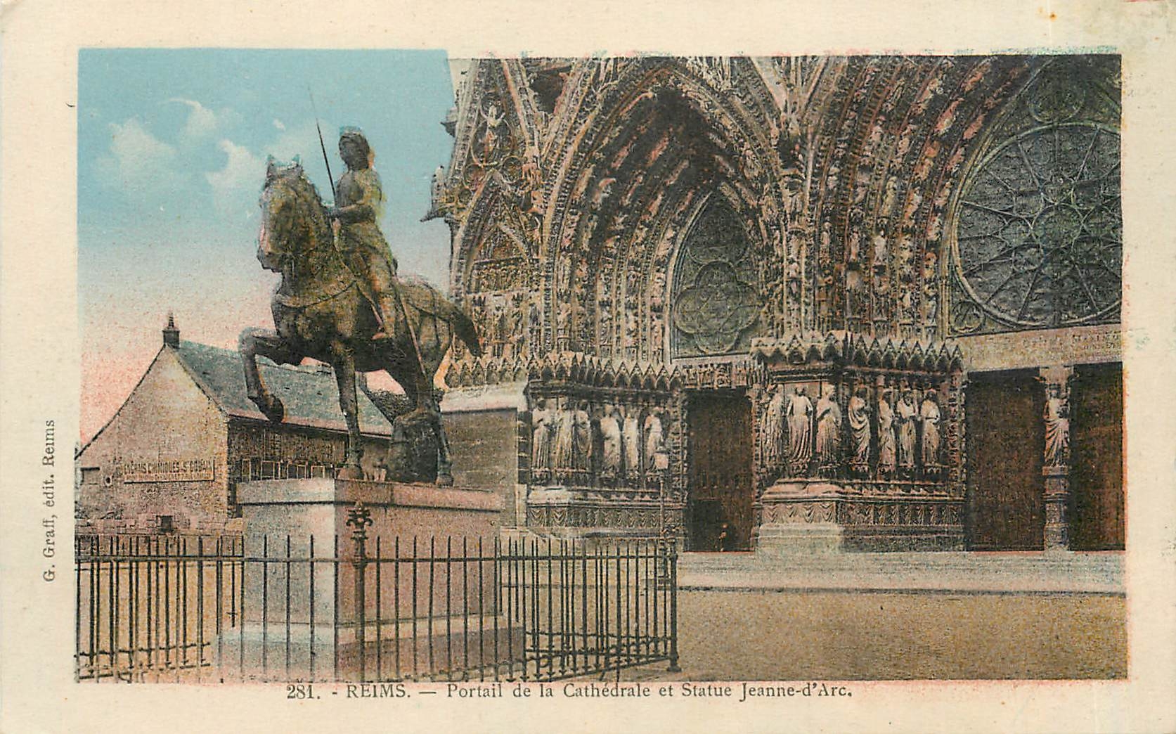 CPA Reims Portail de la Cathedrale et Statue Jeanne d'Arc 