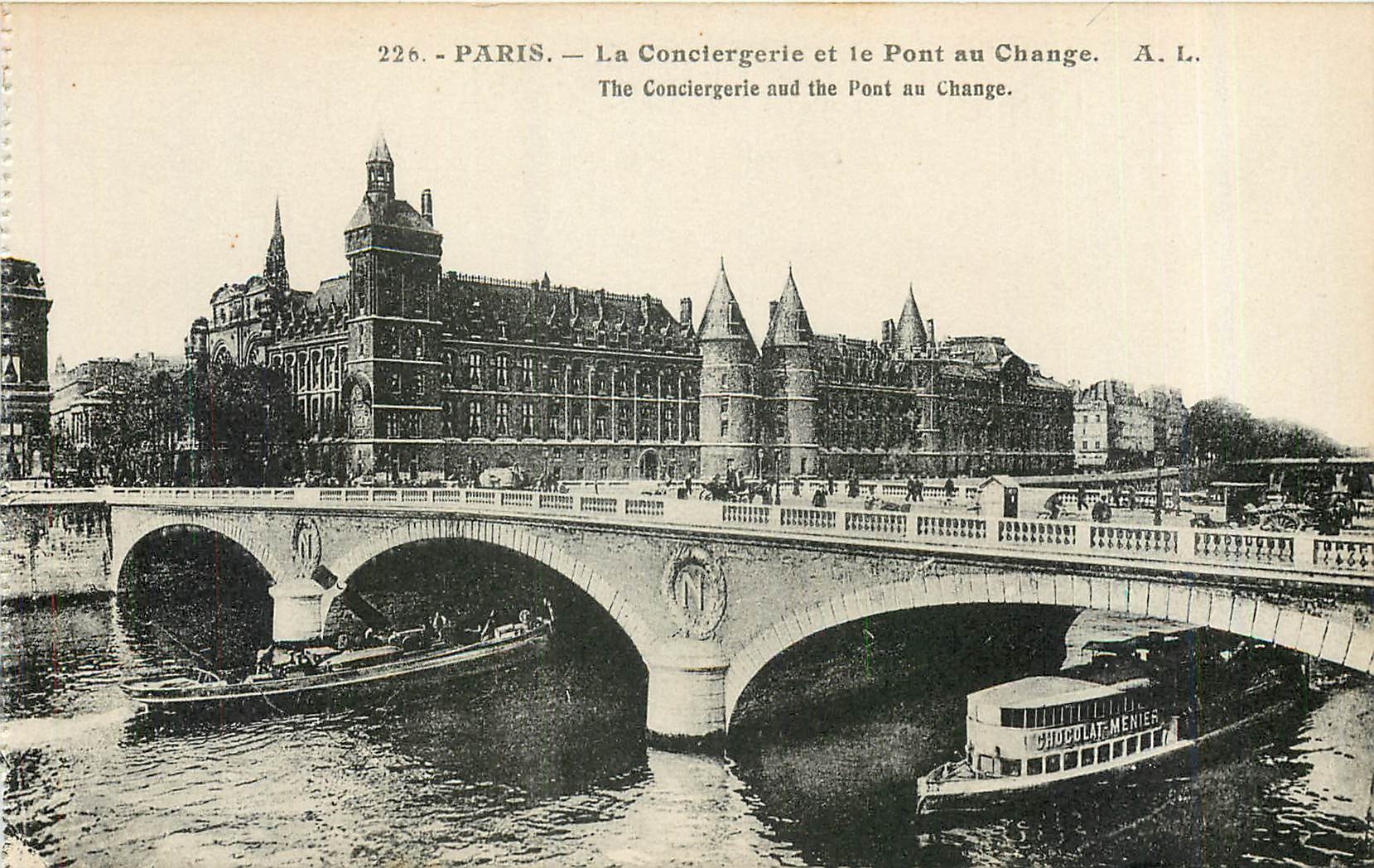 CPA Paris La Conciergerie et le Pont au Change Bateaux