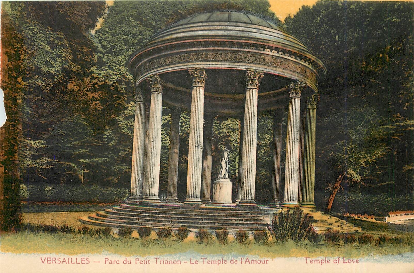 CPA Versailles Parc du Petit Trianon Le Temple de l'Amour 