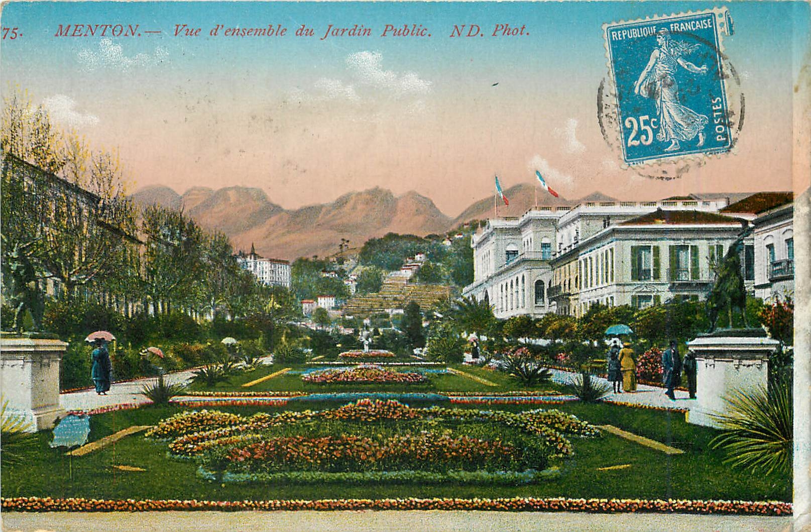CPA Menton Vue d'Ensemble du Jardin Public
