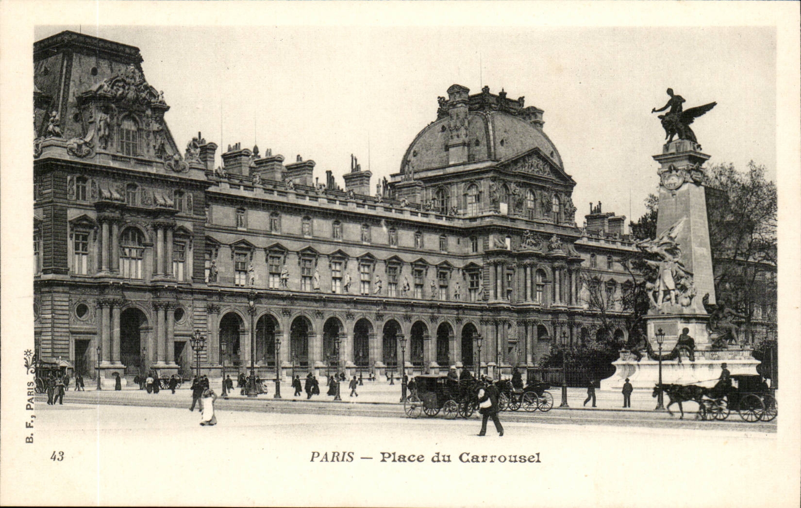 Paris -1 - Louvre - La Place du Carrousel - cheval - CPA