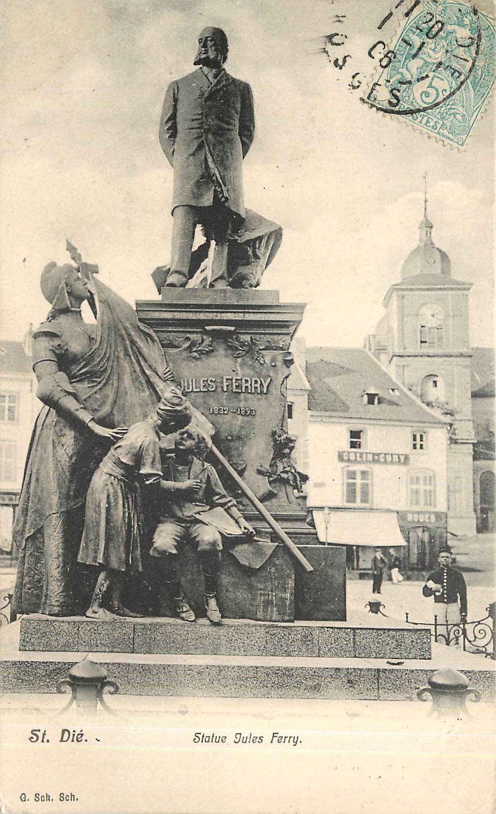 CPA St Die Statue Jules Ferry 