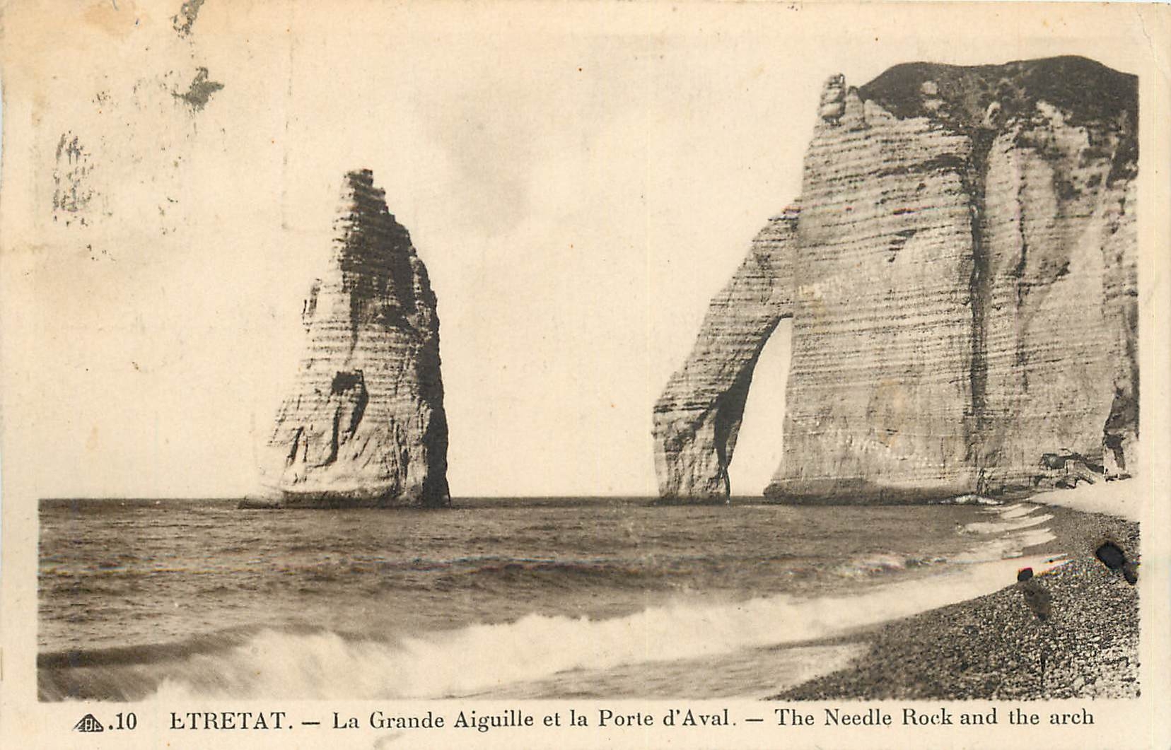 CPA Etretat La Grande Aiguille et la Porte d'Aval