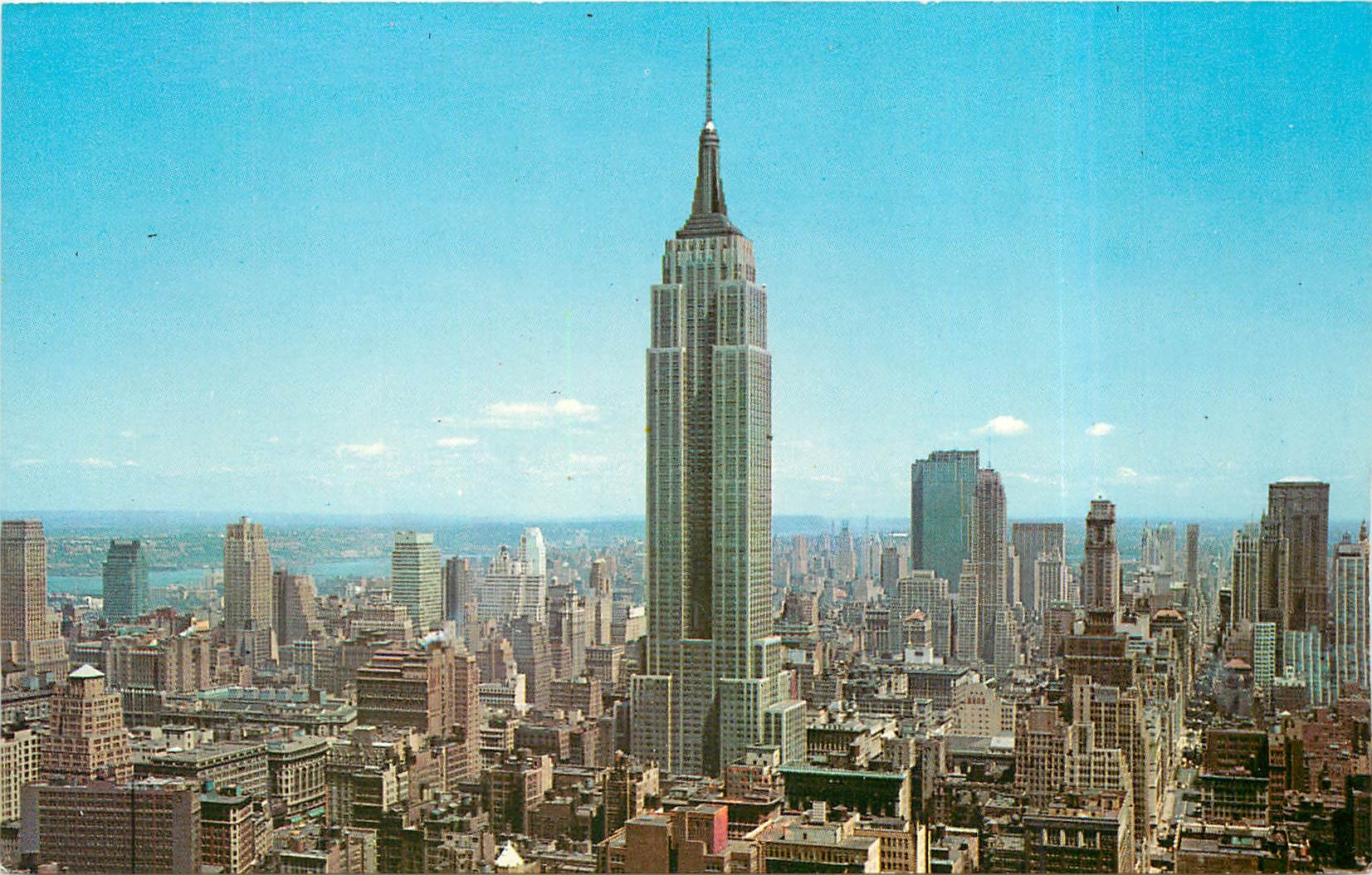 CPM Empire State Building Breath taking view of the tawering Empire State Building 